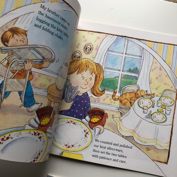 2 thanksgiving books - Picture 5 of 12